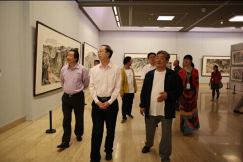 “艾生水墨家园”画展在中国美术馆隆重拉开帷幕