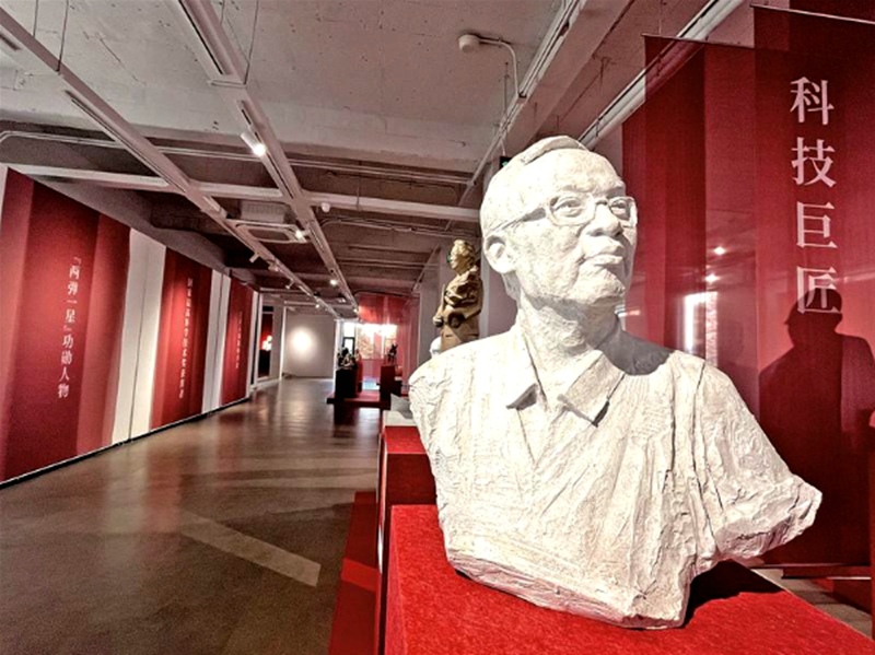 “塑以载道”全国雕塑艺术展在江苏无锡开幕